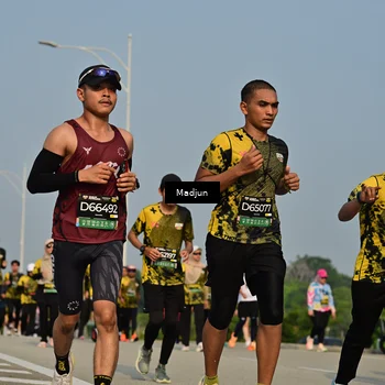 Runner Photo 6219846