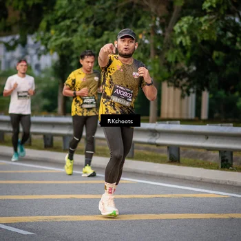 Runner Photo 6219851