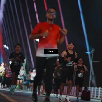 Runner Photo 6219860