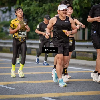 Runner Photo 6219913