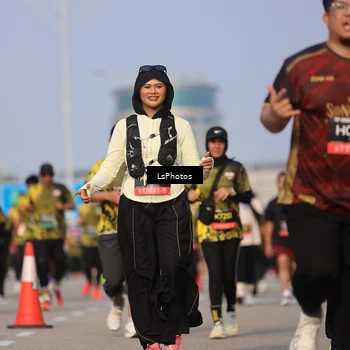 Runner Photo 6219946