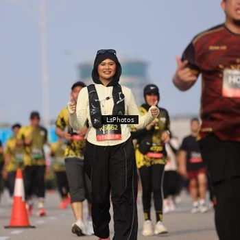 Runner Photo 6219973