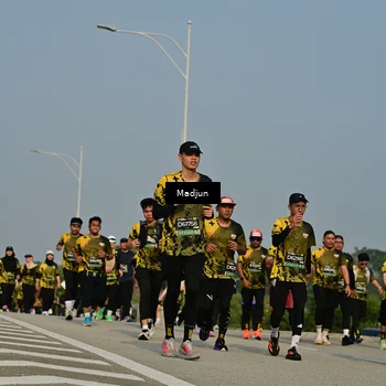 Runner Photo 6220001