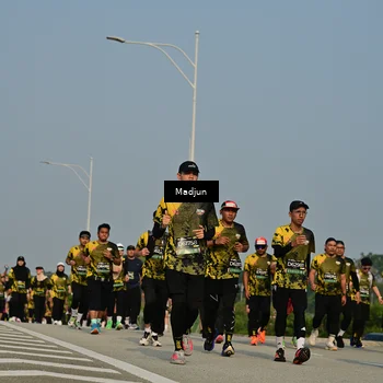 Runner Photo 6220017