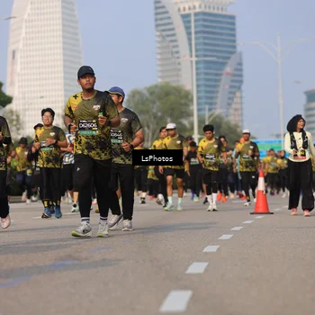 Runner Photo 6220023