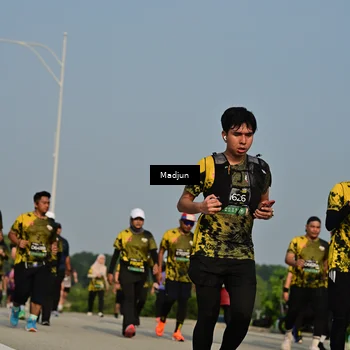 Runner Photo 6220037