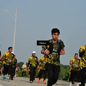 Runner Photo 6220043