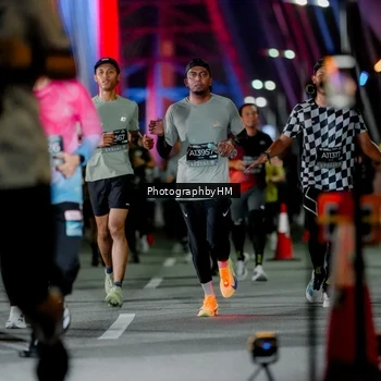 Runner Photo 6220068