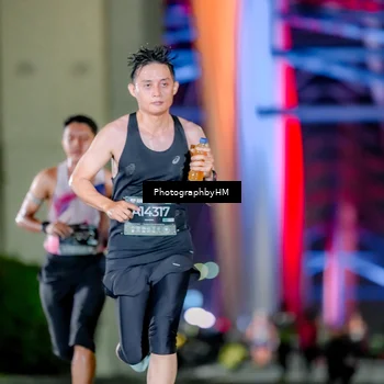 Runner Photo 6220099