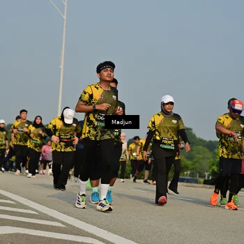 Runner Photo 6220117