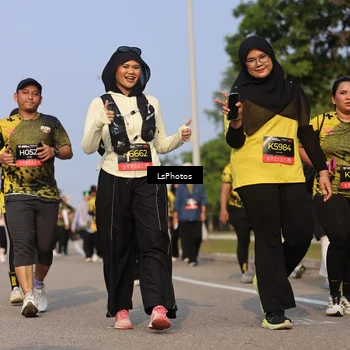 Runner Photo 6220260