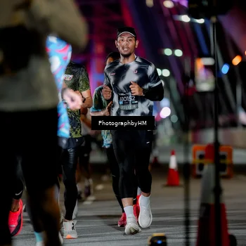 Runner Photo 6220304