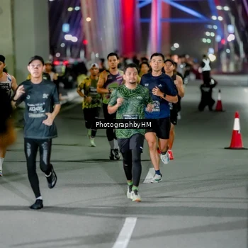Runner Photo 6220315