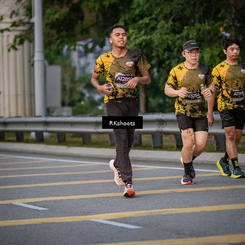 Runner Photo 6220359