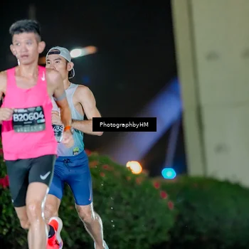 Runner Photo 6220424