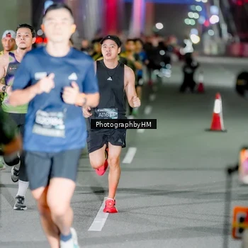 Runner Photo 6220450