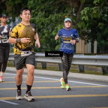 Runner Photo 6220461
