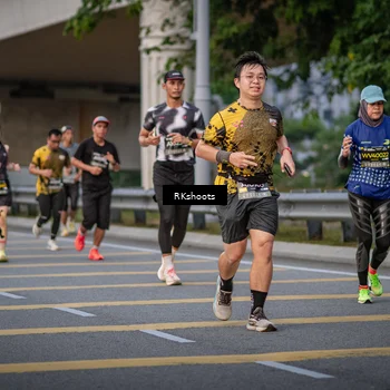 Runner Photo 6220472