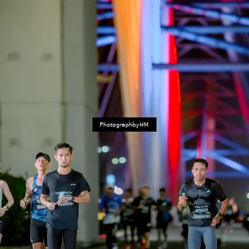 Runner Photo 6220489