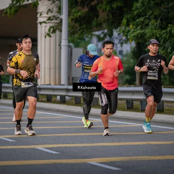 Runner Photo 6220502