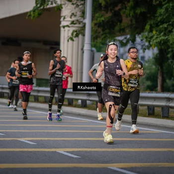 Runner Photo 6220543