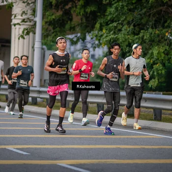 Runner Photo 6220591
