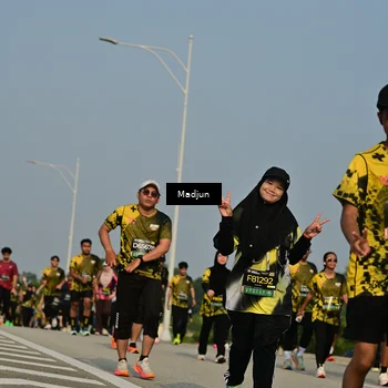 Runner Photo 6220598