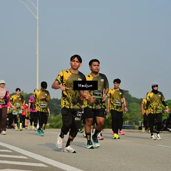 Runner Photo 6220680