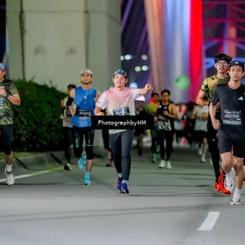 Runner Photo 6220695