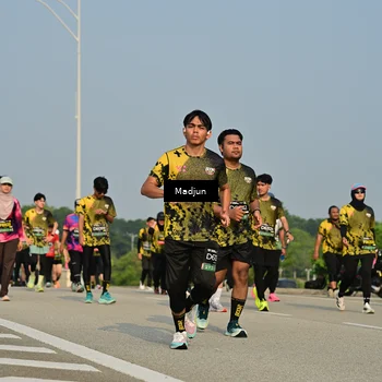 Runner Photo 6220723