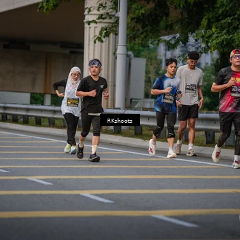 Runner Photo 6220733
