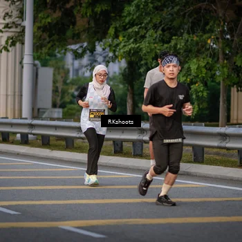 Runner Photo 6220811