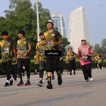 Runner Photo 6220864