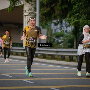 Runner Photo 6220909
