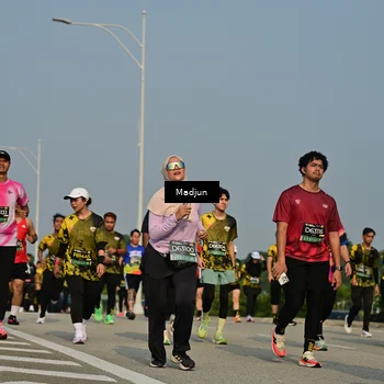 Runner Photo 6220914