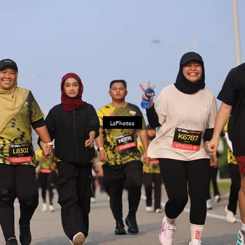 Runner Photo 6220955