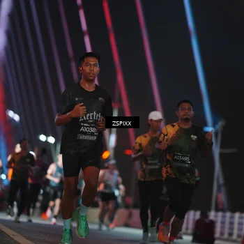 Runner Photo 6220966