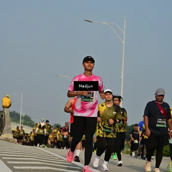 Runner Photo 6220974