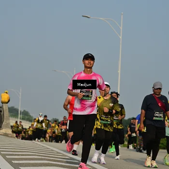Runner Photo 6220983