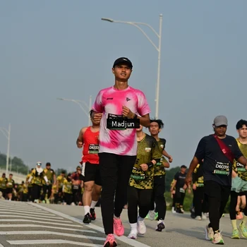 Runner Photo 6220992