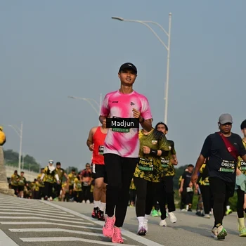 Runner Photo 6220993