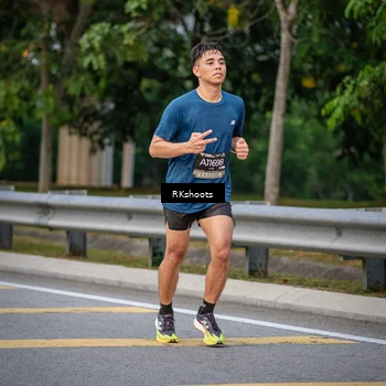 Runner Photo 6221012