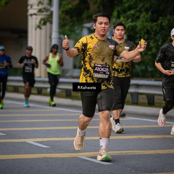 Runner Photo 6221027