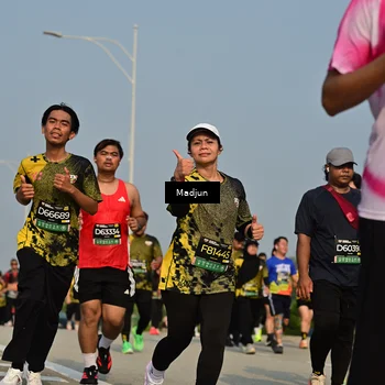 Runner Photo 6221047