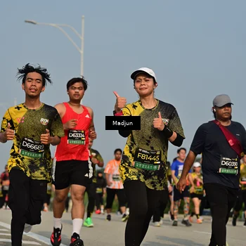 Runner Photo 6221052