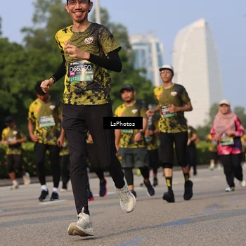 Runner Photo 6221069