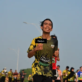 Runner Photo 6221083
