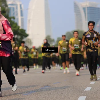 Runner Photo 6221085