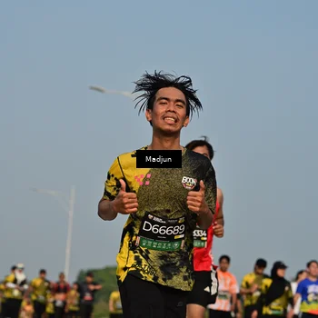 Runner Photo 6221096