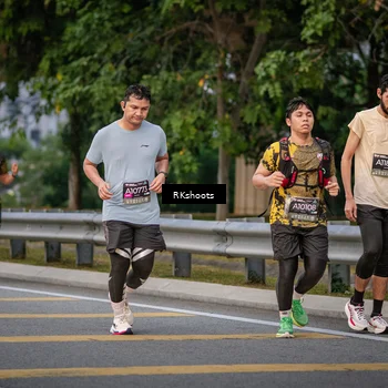 Runner Photo 6221107
